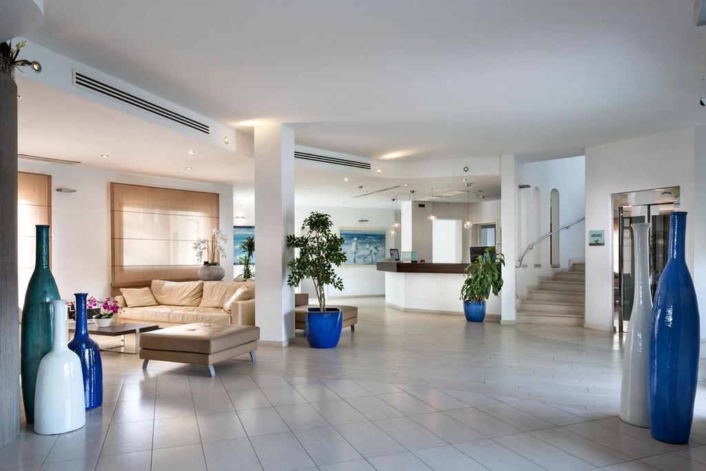 Terradimare Resort&Spa San Teodoro  Exterior photo